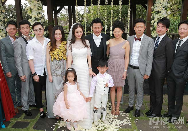 【楊冪劉愷威結(jié)婚照】楊冪劉愷威婚紗照片曝光,甜蜜指數(shù)百分百