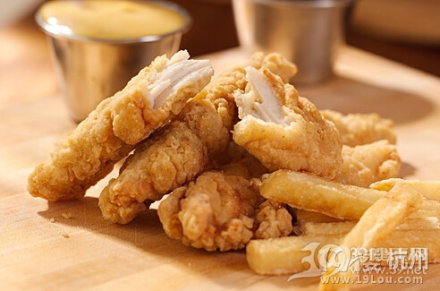別禁止垃圾食品?10個(gè)方法培養(yǎng)孩子健康飲食習(xí)慣