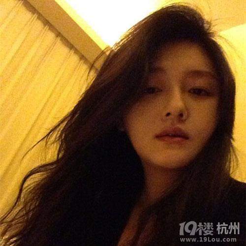 臉有多大陰影面積就多大 發(fā)型解救大臉盤!
