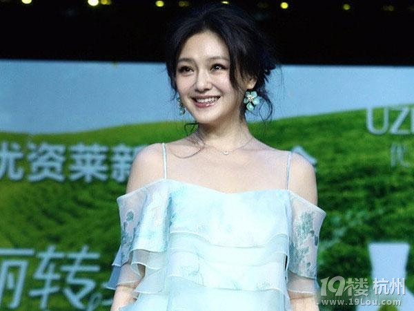 臉有多大陰影面積就多大 發(fā)型解救大臉盤!
