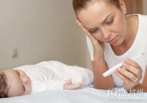 寶寶感冒咳嗽怎么辦  注意室內(nèi)保濕多給寶寶補(bǔ)充液體