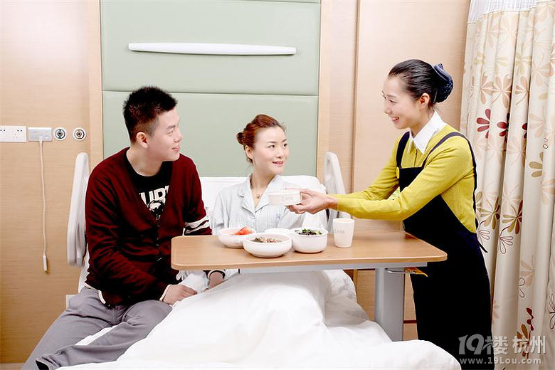 四维彩超排畸检查 孕妈妈们该如何选择
