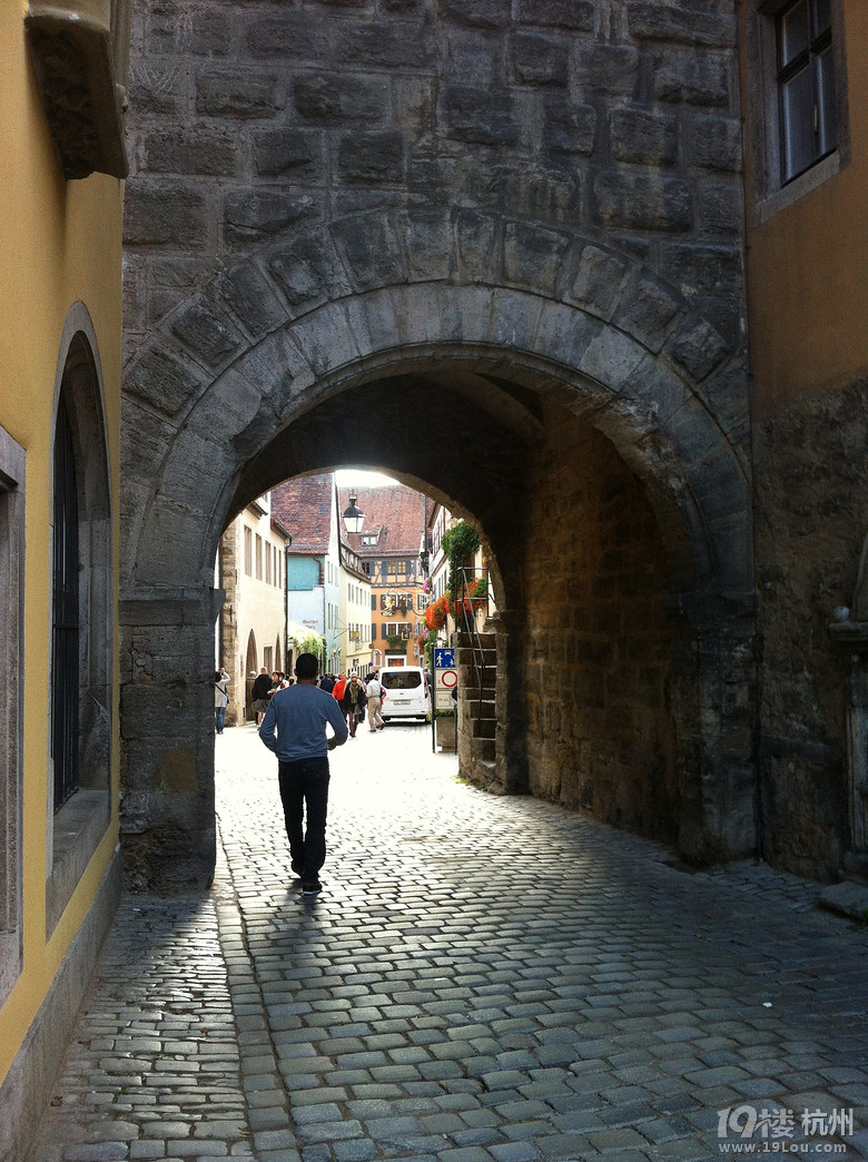_v Rothenburg ob der Tauberꮅ