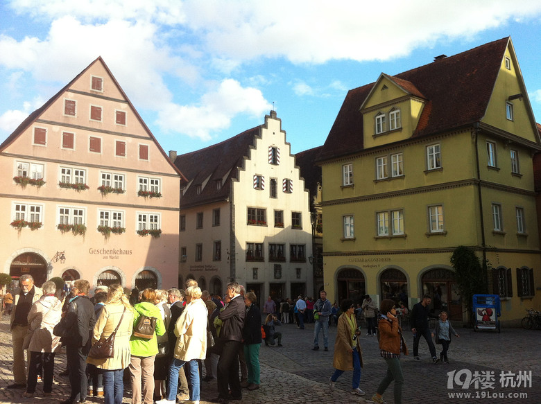 _v Rothenburg ob der Tauberꮅ