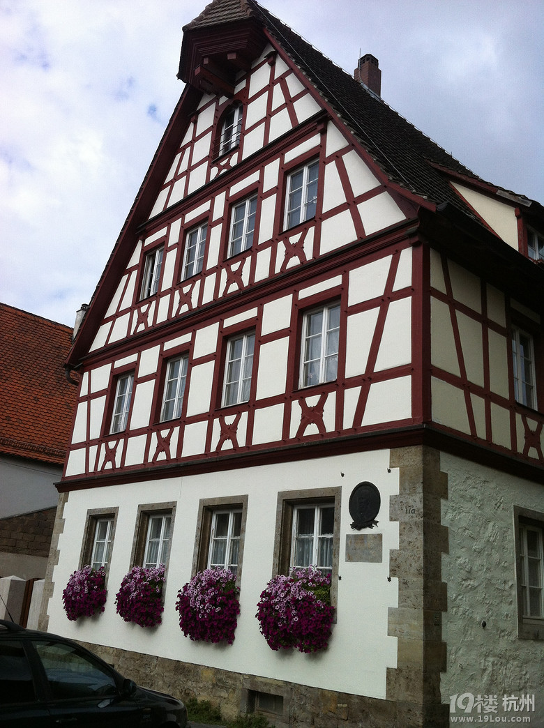 _v Rothenburg ob der Tauberꮅ