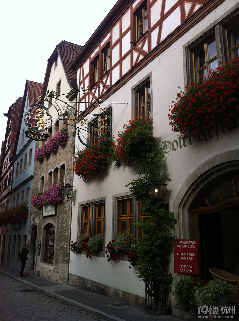 _v Rothenburg ob der Tauberꮅ