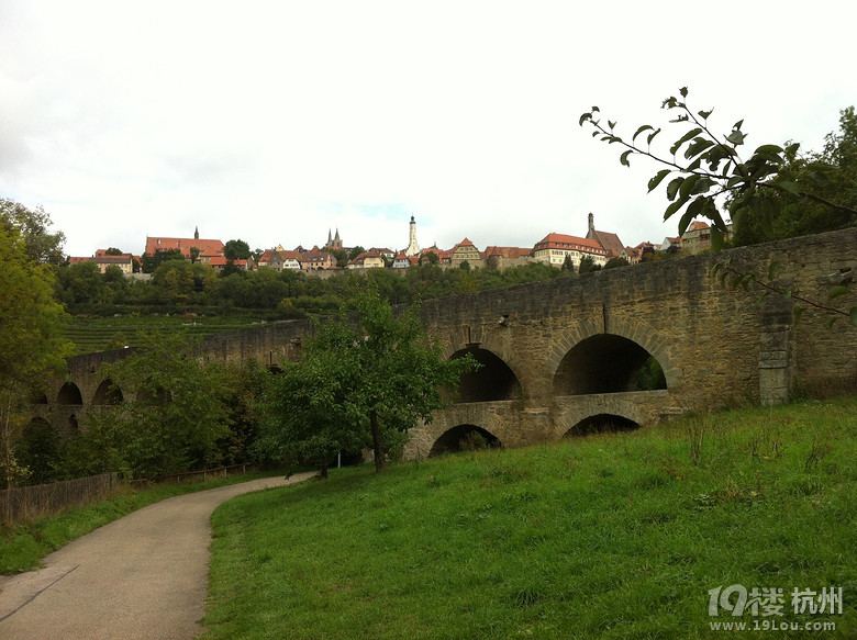 _v Rothenburg ob der Tauberꮅ