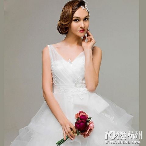 拍婚纱照穿什么内衣比较好?准新娘必看