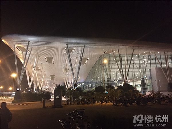 在印度待了3天,我有點明白為啥中國手機廠商都往這兒跑了