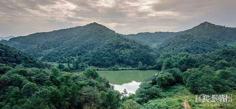 郡西瀾山,