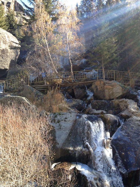 【手机相册】行走在同一片天空下的不同路段