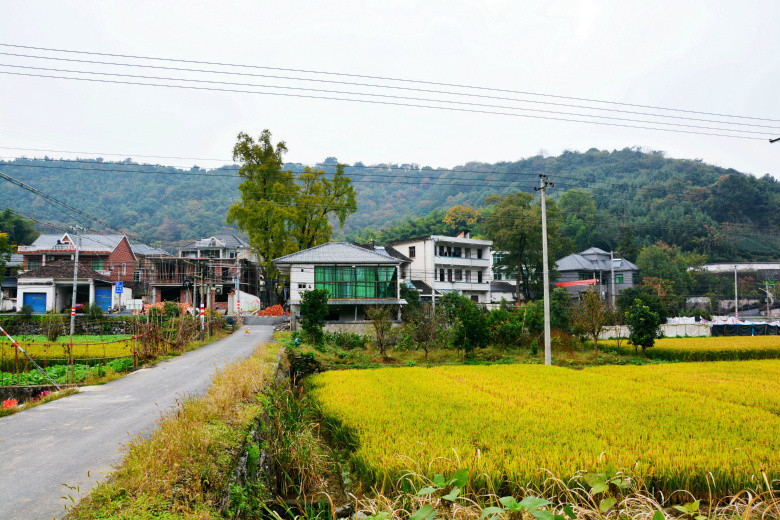 美麗的小山村