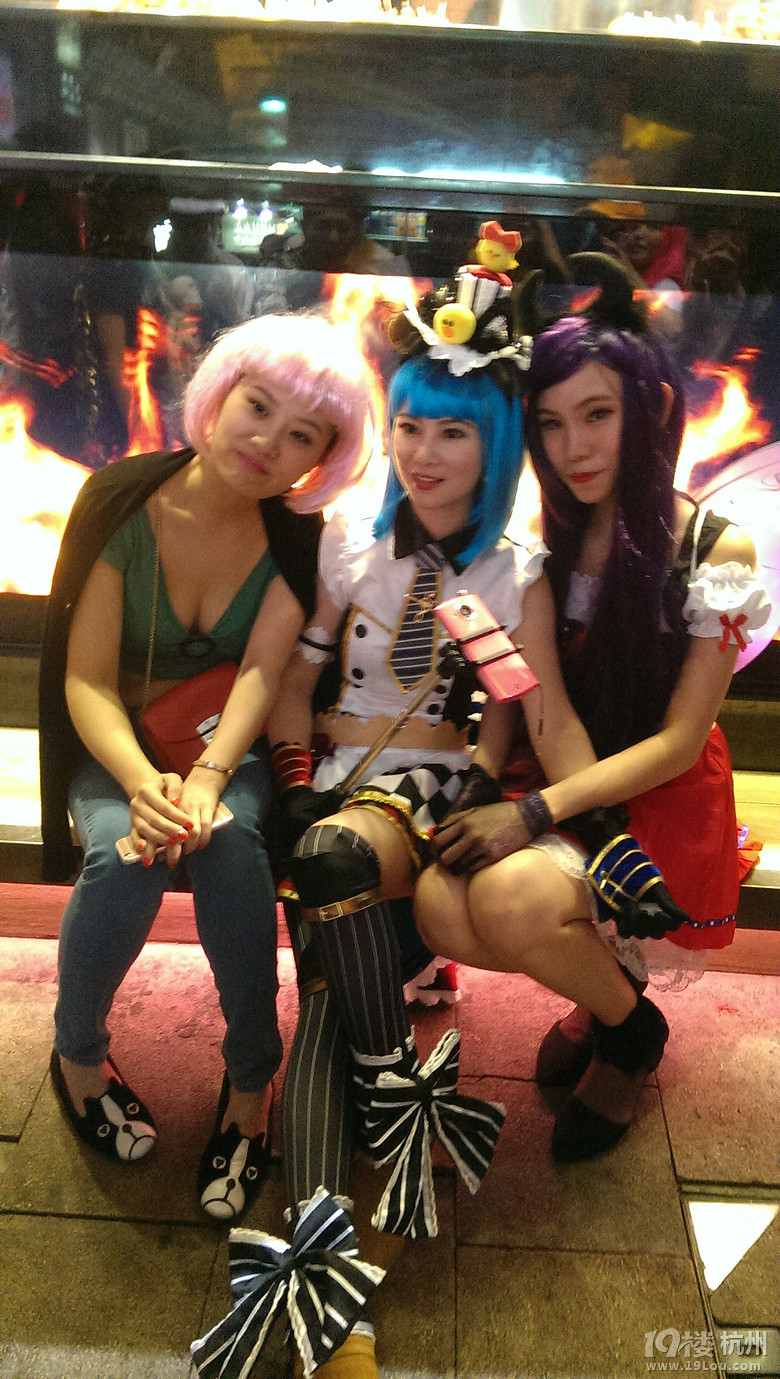 香港開心游之萬圣節(jié)遇嘩鬼買手表鉆戒慶祝周年紀(jì)念