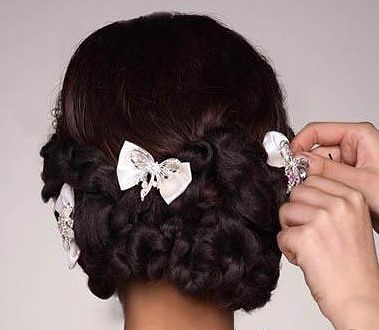 【新娘发型详细步骤】气质型新娘发型设计步骤