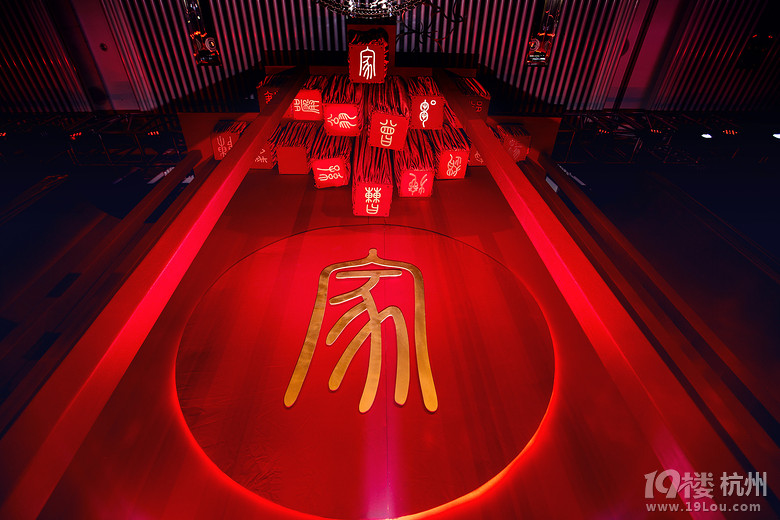 【珂兰钻石结婚日记】老师与医生的爱情故事-