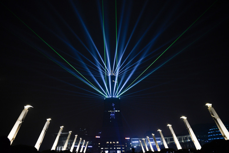 西湖文化广场灯光秀