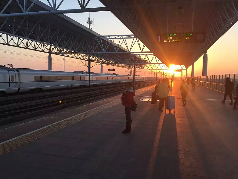 深夜吃了泡面,外加喝了杯速溶咖啡,忽然觉