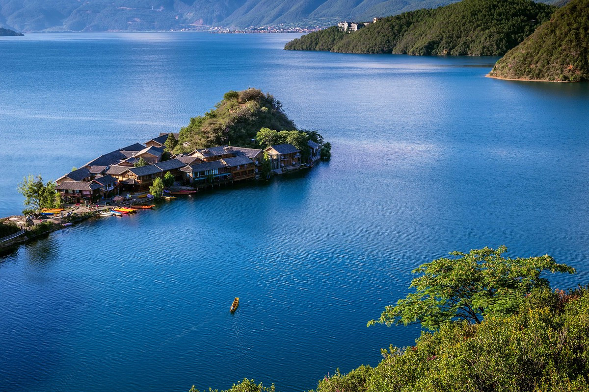 丽江到泸沽湖三日游纯玩3日游 湖景房 商务精品小团