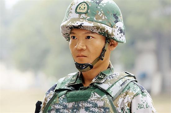 《特种兵》首播获赞 姜艺声阎王变新兵颠覆形象