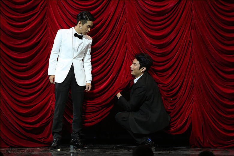 组图:《喜剧人2》林依晨加盟助阵全民大剧团