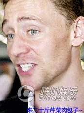 看完这组配着神字幕的明星动图,不笑来打我