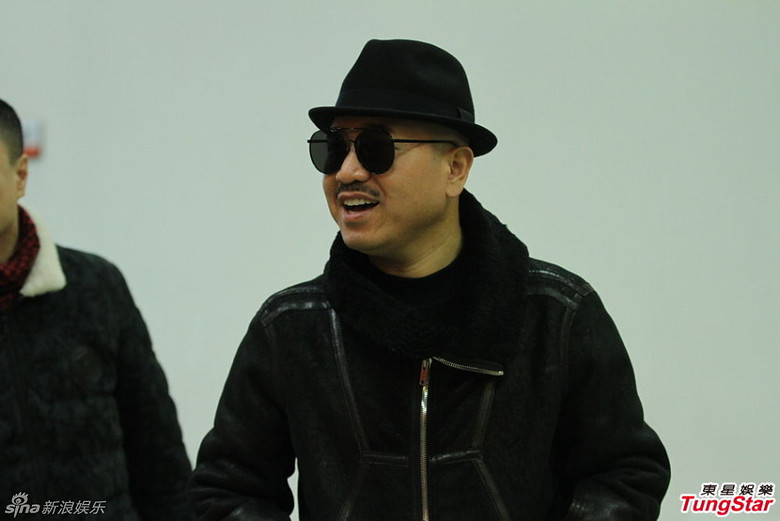 组图:与刘能搭档演小品 丫蛋获专人递棉衣御寒