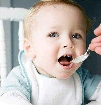 十一个月宝宝食谱？十一个月宝宝不能喝牛奶！