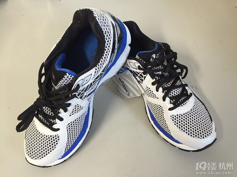 跑步鞋海淘之ASICS & SAUCONY