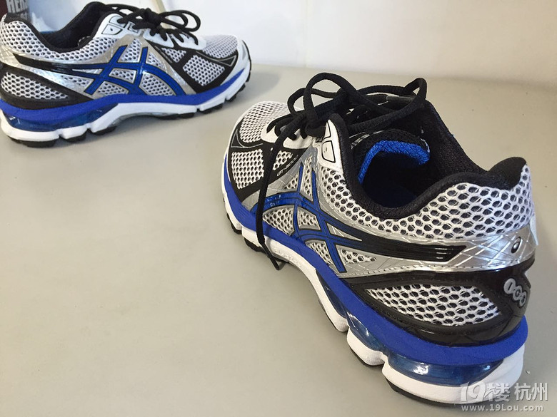 跑步鞋海淘之ASICS & SAUCONY