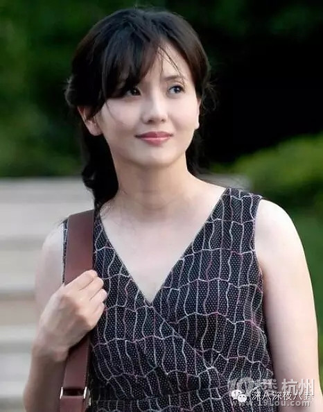 还珠四美土得掉渣?时光倒回十几年,挂历界才是