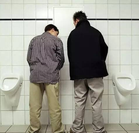 一个健康的男性尿尿的时间应该要多长