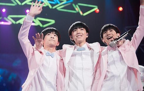 流行乐搭上互联网 窦靖童TFBOYS网上出道