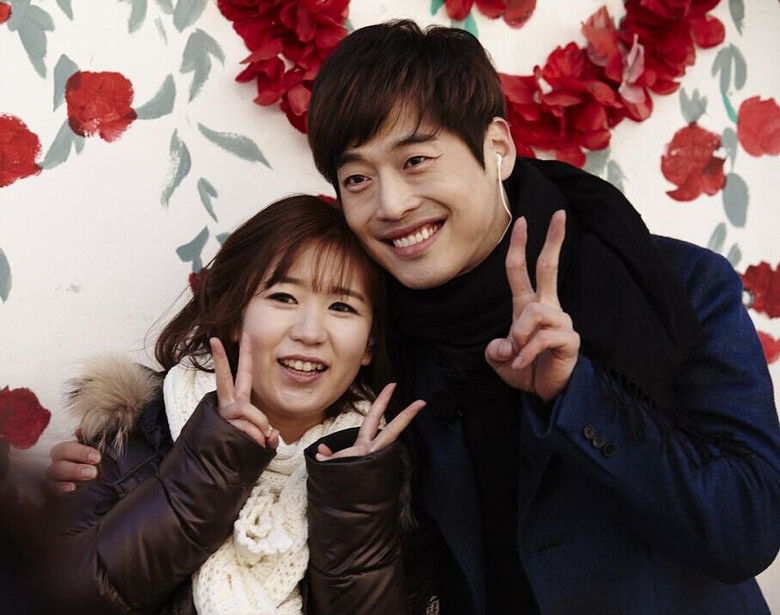 (图为男神金载沅和幸运中国粉丝甜蜜合影)