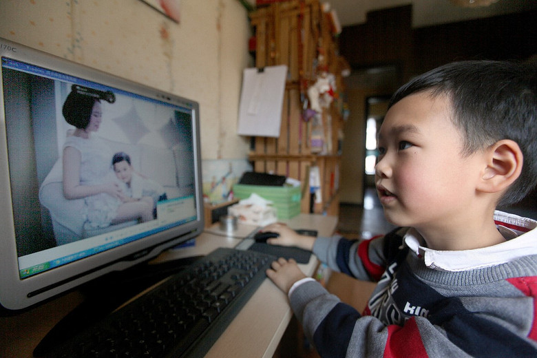 杭州19楼 杭州消息 城事 帖子大宝熊佳一6 岁 二宝熊佳妮8个月 2015年