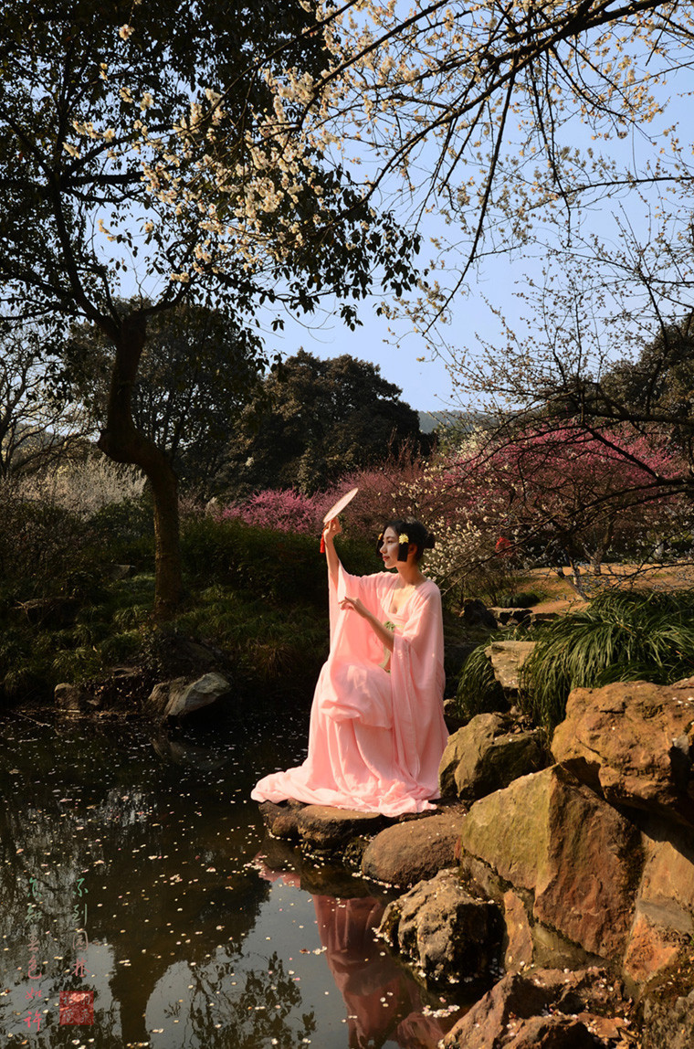 青芝坞(古装梅花)