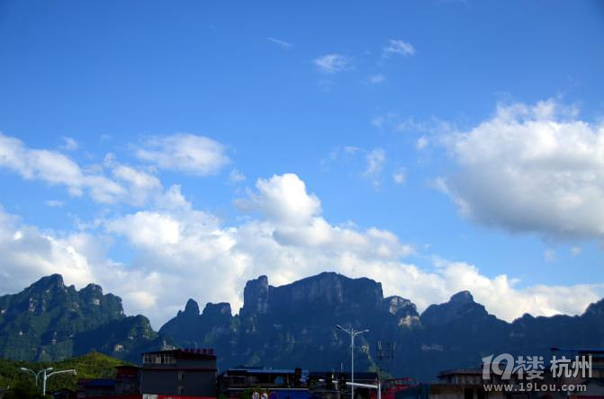 湘西自驾游：一山一世界（张家界，凤凰矮寨大桥）
