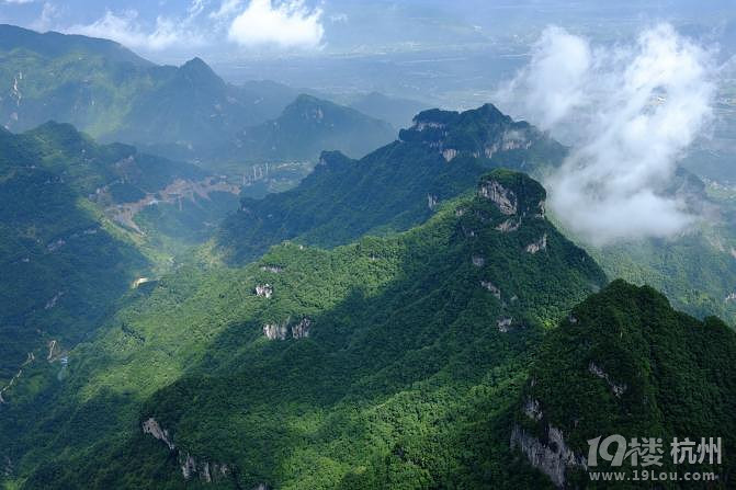 湘西自驾游：一山一世界（张家界，凤凰矮寨大桥）