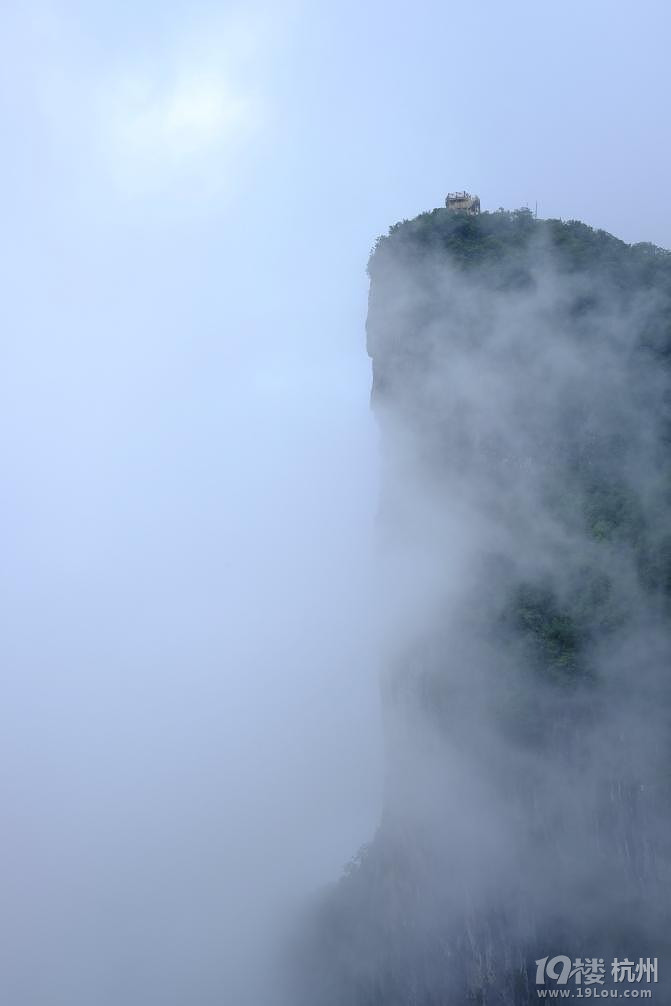 湘西自驾游：一山一世界（张家界，凤凰矮寨大桥）