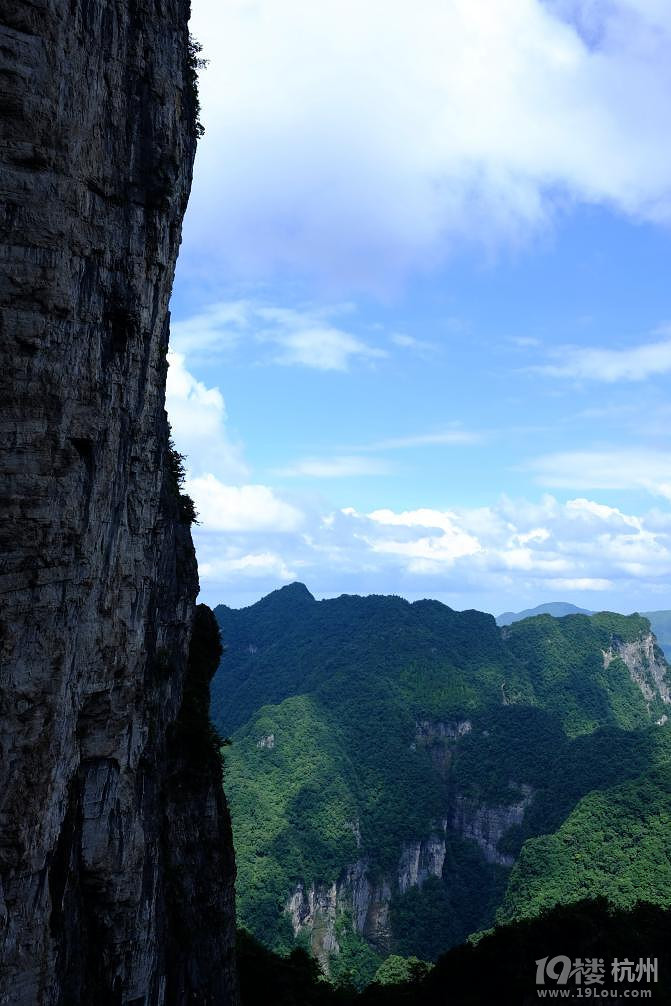 湘西自驾游：一山一世界（张家界，凤凰矮寨大桥）
