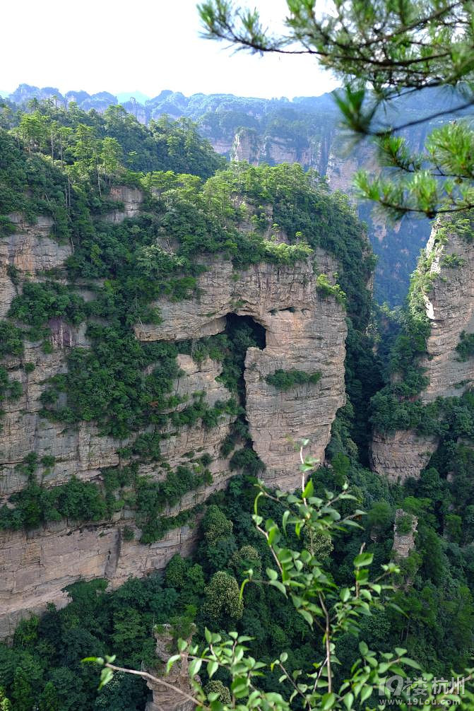 湘西自驾游：一山一世界（张家界，凤凰矮寨大桥）