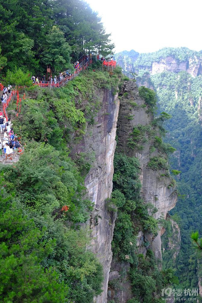 湘西自驾游：一山一世界（张家界，凤凰矮寨大桥）