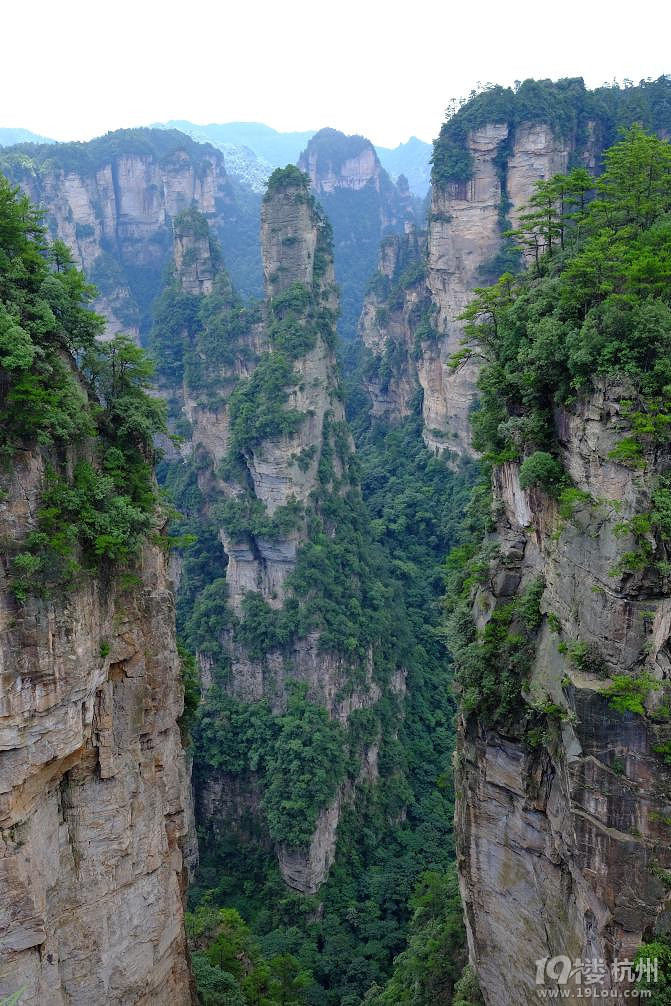 湘西自驾游：一山一世界（张家界，凤凰矮寨大桥）