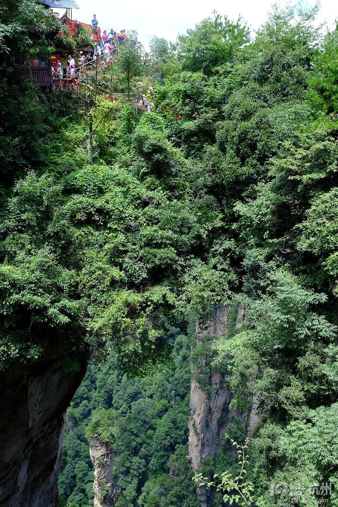 湘西自驾游：一山一世界（张家界，凤凰矮寨大桥）
