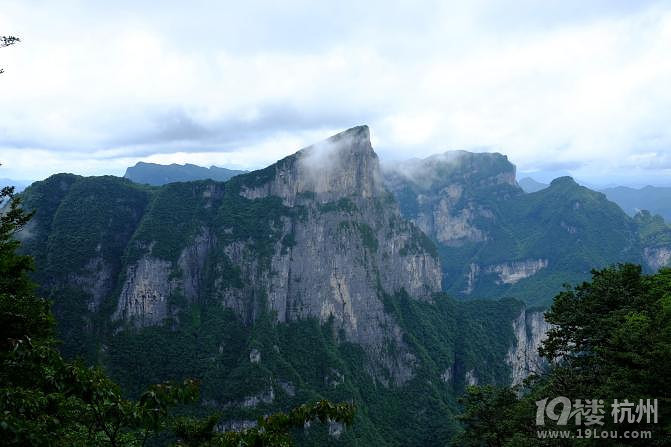 湘西自驾游：一山一世界（张家界，凤凰矮寨大桥）