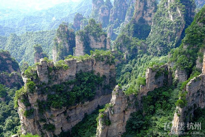 湘西自驾游：一山一世界（张家界，凤凰矮寨大桥）