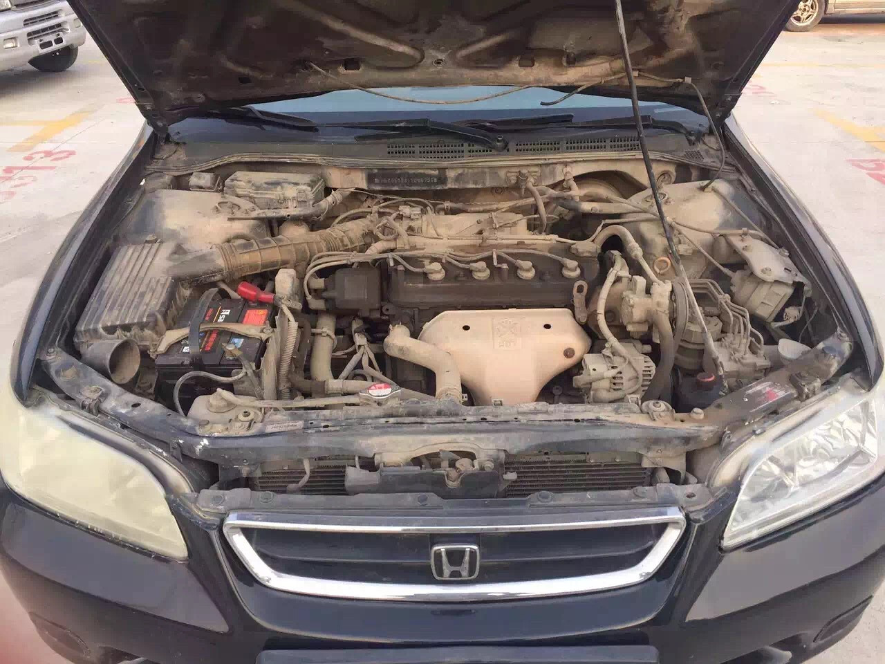 01年本田雅阁 2.3自动档带天窗 车况精品没事故