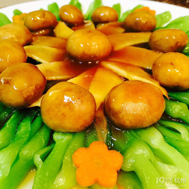 它披上綠衣更為酥香鮮美----苔香江白蝦