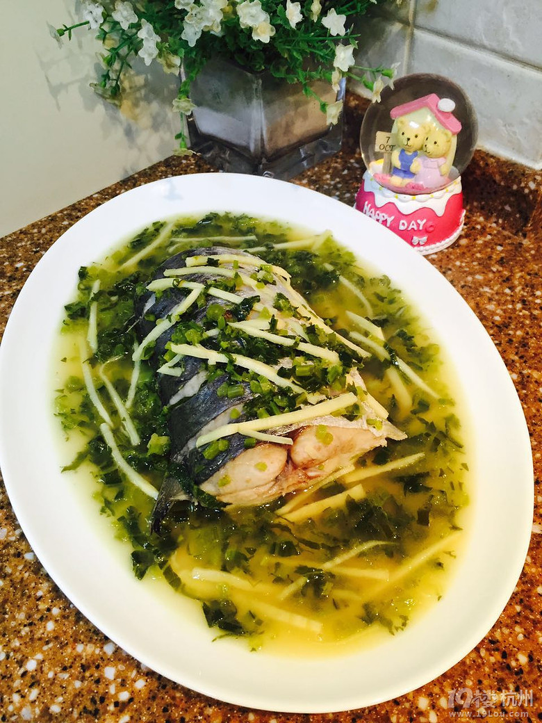 它披上綠衣更為酥香鮮美----苔香江白蝦