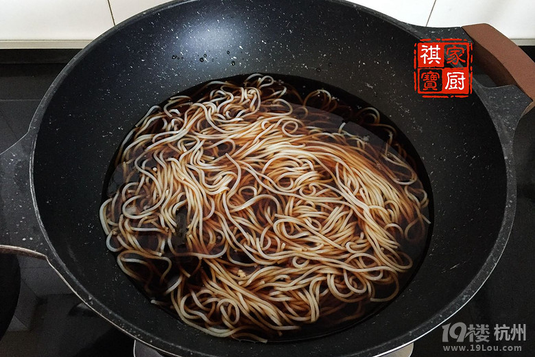 【祺宝家厨】快手菜——来一碗三珍斋牛肉粉干