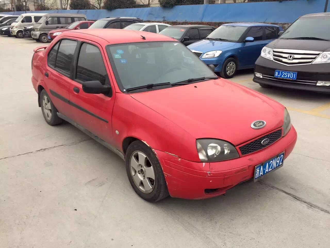 05年福特嘉年华 已经提空挡,给钱就能开走